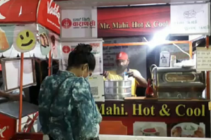 Varanasi: जिस मोमोज विक्रेता से पीएम मोदी ने किया था संवाद, देखिए उसकी बिक्री का क्या हाल हुआ