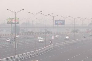 Delhi में कोरोना संग प्रदूषण का प्रकोप, वायु गुणवत्ता ‘गंभीर’ श्रेणी में, शहर का AQI लेवल हुआ इतना