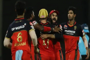 IPL 2020: रॉयल चैलेंजर्स बैंगलोर ने कोलकाता नाइट राइडर्स को 82 रन से हराया