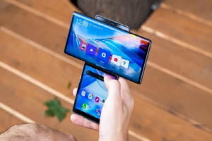Phone Launch: एलजी कल लॉन्च करेगा अपना शानदार रोटेटिंग स्क्रीन वाला द विंग स्मार्टफोन , जानें फीचर्स