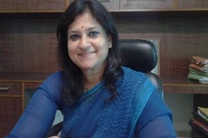 डॉ. स्मिता सिंह की मेहनत लाई रंग, 31 साल बाद सच हुआ सपना, हासिल की PhD की डिग्री