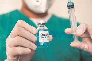 कोरोना वैक्सीन पर बड़ी खुशखबरी, सीरम ने वैक्सीन के इमरजेंसी इस्तेमाल की मांगी अनुमति, बनी पहली भारतीय कंपनी