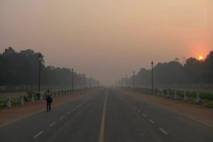 Air Pollution: राजधानी में लगातार बढ़ रहा वायु प्रदूषण, दिवाली पर होगा और बुरा हाल