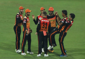 IPL 2020: हैदराबाद की शानदार जीत, बेंगलोर को 5 विकेट से हराया