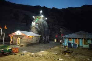 Uttarakhand: शीतकाल के लिए विधि-विधान के साथ बंद हुए द्वितीय केदार मद्महेश्वर के कपाट