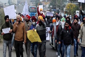 Farmers Protest: हुआ खुलासा, किसान आंदोलन की आड़ में भारतीय सेना के सिख जवानों के भड़काने के लिए रची जा रही है साजिश