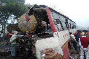 UP: संभल में दर्दनाक सड़क हादसा, रोडवेज बस और टैंकर में टक्कर, 12 की मौत, CM योगी ने जताया शोक
