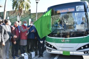 Uttarakhand: देहरादून को ग्रीन सिटी बनाने की तैयारी, CM त्रिवेंद्र सिंह ने किया इलेक्ट्रिक बसों का शुभारंभ
