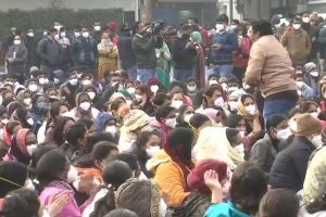 Delhi: कोरोना के कहर के बीच एम्स में नर्सों की हड़ताल, छठे वेतन आयोग की मांग पर अड़ी यूनियन