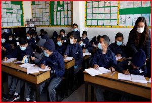 दिल्ली के स्कूलों में 10वीं और 12वीं की कक्षाएं 18 जनवरी से होगी शुरू, केजरीवाल सरकार ने किया ऐलान
