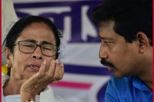 बंगाल चुनाव से पहले ममता को तगड़ा झटका, राजीब बनर्जी ने विधायक पद से दिया इस्तीफा