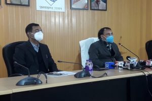 Uttrakhand: उत्तराखंड में कोरोना वैक्सीनेशन की तैयारी पूरी, स्वास्थ्य सचिव ने दी जानकारी
