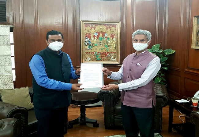 ‘उत्तराखंड से कैलाश मानसरोवर यात्रा’ के संबंध में सांसद अनिल बलूनी की विदेश मंत्री से मुलाकात, राज्य को Rs 10,000 करोड़ के लाभ का अनुमान