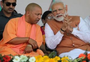 UP: CM योगी की दिमागी बुखार के खिलाफ मुहिम रंग लाई, PM मोदी ने ऐसे की मुख्यमंत्री की सराहना