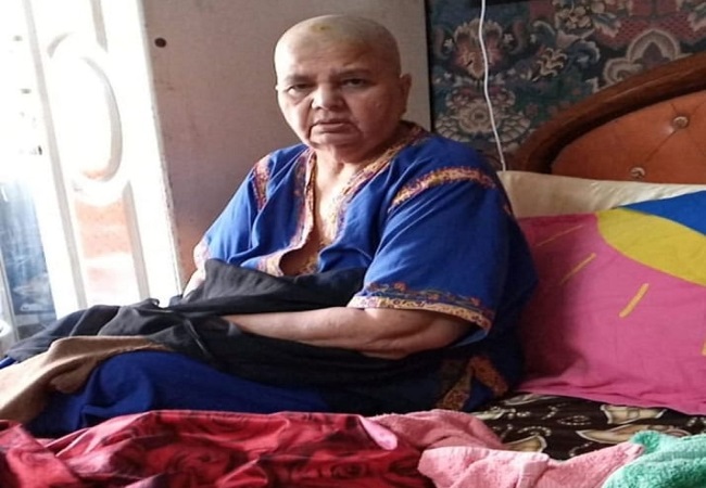 Rakhi sawant mother cancer