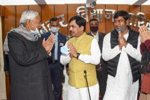 Bihar: कल होगा नीतीश कैबिनेट का विस्तार, शाहनवाज हुसैन समेत ये ले सकते हैं शपथ, 24 मंत्रियों की जगह  है खाली