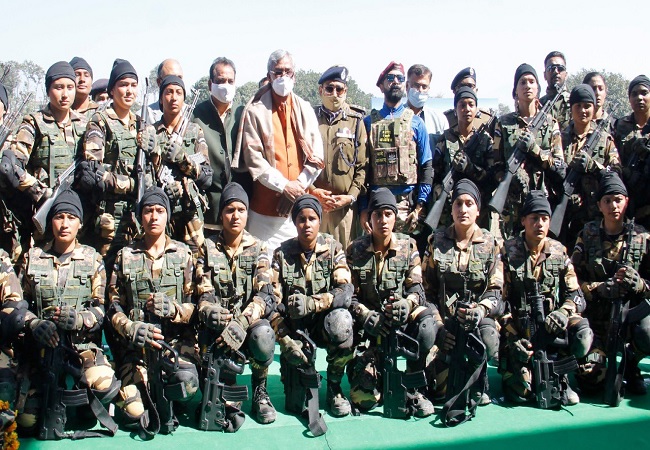 Uttarakhand: उत्तराखंड पुलिस को मिला पहला महिला कमांडो दस्ता, बना देश का चौथा राज्य, CM त्रिवेन्द्र ने की मुलाकात