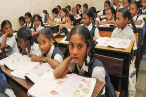 Uttar Pradesh: ऑपरेशन कायाकल्प के तहत यूपी में बदल रही स्कूलों की तस्वीर