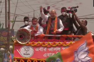 West Bengal Election: ममता बनर्जी और सुवेंदु के सियासी मैदान में अमित शाह की एंट्री, नंदीग्राम के रोड शो में उमड़ी भीड़ के मायने क्या हैं?