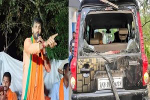 West Bengal Election: नहीं थम रहा टीएमसी कार्यकर्ताओं का खूनी कोहराम, भाजपा उम्मीदवार और पूर्व क्रिकेटर अशोक डिंडा की गाड़ी पर किया हमला