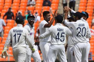 Ahmedabad Test: इंग्लैंड को हराकर टेस्ट चैम्पियनशिप के फाइनल में पहुंची टीम इंडिया