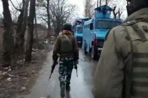 Srinagar Encounter: आतंक के खिलाफ सफाई अभियान जारी, श्रीनगर में सुरक्षाबलों ने मुठभेड़ में जैश आतंकी समेत 3 किए ढेर