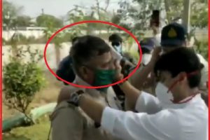 Video: सिंधिया ने दिखाई दरियादिली, घायल पुलिसकर्मी के लिए किया कुछ ऐसा कि लोगों ने की जमकर तारीफ