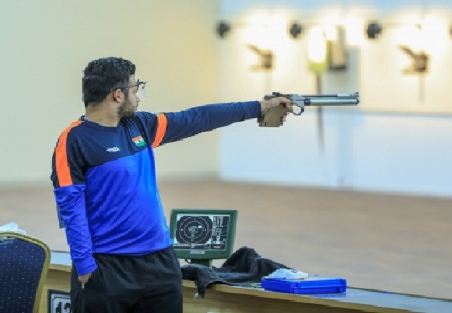 Para-shooting: पैरा शूटिंग में छाए मनीष नरवाल, जीता स्वर्ण, बनाया विश्व  रिकॉर्ड, Manish Narwal, won gold, created world record in para shooting