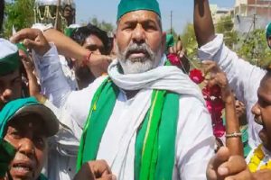 Farmers Protest: राकेश टिकैत ने फिर दिया भड़काऊ भाषण, मोदी सरकार को हिंसा की दी धमकी