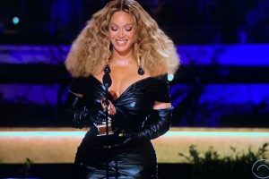 63rd Grammy Awards 2021: इस बार ग्रैमी में टूटे कई रेकॉर्ड्स, Beyonce और Taylor Swift ने रचा इतिहास