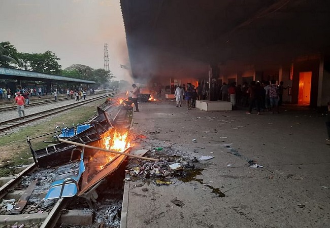 Bangladesh riots station