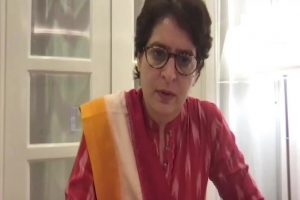 Priyanka In Dock: आतंकवाद को फिजूल का मुद्दा बताकर घिरीं प्रियंका, सोशल मीडिया यूजर्स बोले- कांग्रेस वाले ही…