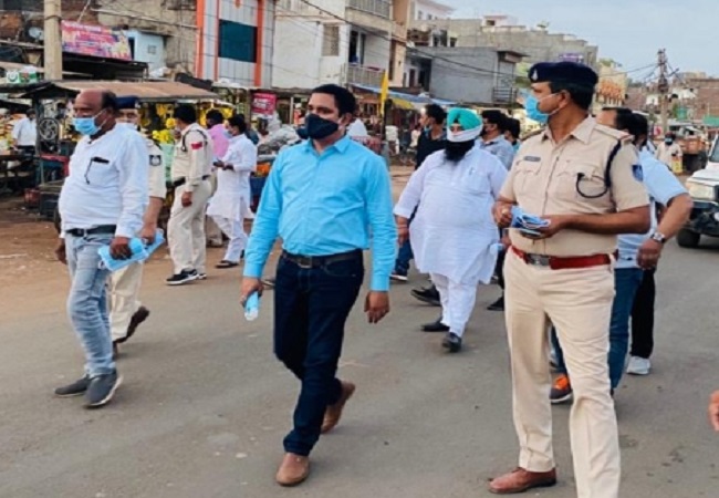 SDM Ganesh Kumar Jaisawal pic