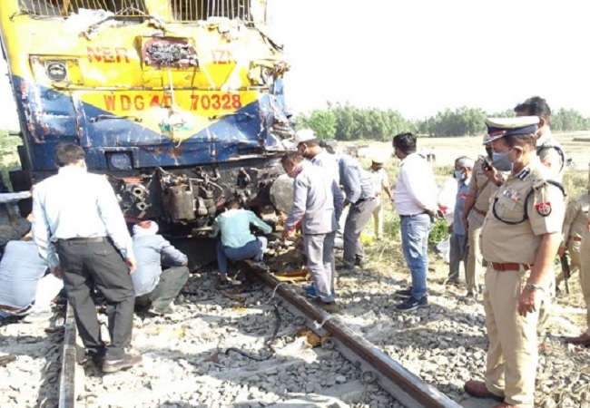 Train accident in Shahjahanpur