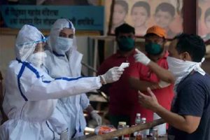 Coronavirus in India: 24 घंटे में सामने आए कोरोना के 37,154 नए केस, 724 लोगों की मौत