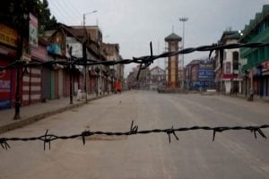 Jammu & Kashmir: आखिर कश्मीर में क्यों है इतनी खामोशी, अलगाववादी हैं चुप, पाकिस्तान है परेशान