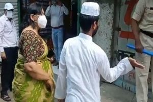 Madhya Pradesh: शाजापुर में ADM ने सरेआम युवक को जड़ा जोरदार थप्पड़, वीडियो हुआ वायरल