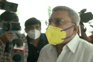 Narada Sting Operation Case: टीएमसी नेताओं की गिरफ्तारी के बाद सियासी ड्रामा तेज, सांसद कल्याण बनर्जी ने राज्यपाल को दी ‘गालियां’