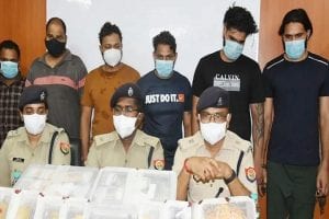 UP पुलिस ने किया बड़ी चोरी का पर्दाफाश, जब्त किए 57 लाख रुपये और 13 किलो सोना, हुई 6 लोगों की गिरफ्तारी