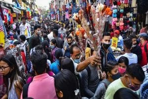 Delhi Corona: सरोजिनी नगर बाजार कोविड नियमों के उल्लंघन पर अगले आदेश तक बंद