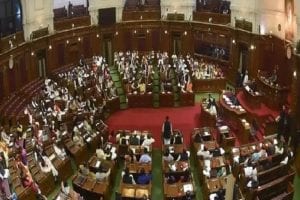महाराष्ट्र विधानसभा में सत्र के दौरान विपक्ष का हंगामा, एक साल के लिए BJP के 12 विधायक निलंबित