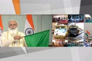 Gandhinagar : वीडियो कॉन्फ्रेंसिंग के जरिए पीएम मोदी ने किया उद्घाटन, परियोजनाओं को दिखाई हरी झंडी