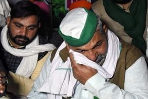 Haryana: अंबाला में अनिल विज को किसानों ने दिखाए काले झंडे, कई गिरफ्तार, अब राकेश टिकैत दे रहे सरकार को धमकी, लोगों ने किया ट्रोल
