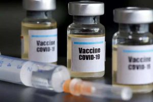 Covid-19 वैक्सीन को लेकर रिपोर्ट लीक, किया गया दावा वैक्सीनेशन के बाद भी 2-3 महीने में खत्म हो जाएगी Antibody, कोरोना की तीसरी लहर के लिए रहें तैयार!