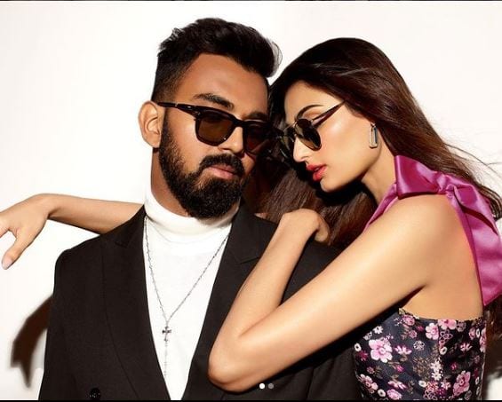 KL Rahul अपनी गर्लफ्रेंड अथिया शेट्टी के साथ लंदन में कुछ यूं कर रहे मस्ती, देखें तस्वीरें
