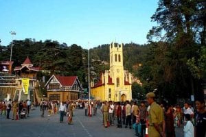 Shimla: कोरोना से निपटने के लिए प्रशासन ने उठाए सख्त कदम, रिज और मॉल रोड पर लोगों के लिए रोक