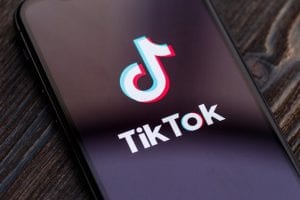 TikTok: अमेरिका में फूड डिलीवरी सर्विस शुरू करेगा टिकटॉक