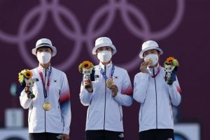 Tokyo Olympics: पोडियम पर अस्थायी रूप से मास्क हटा सकते हैं खिलाड़ी