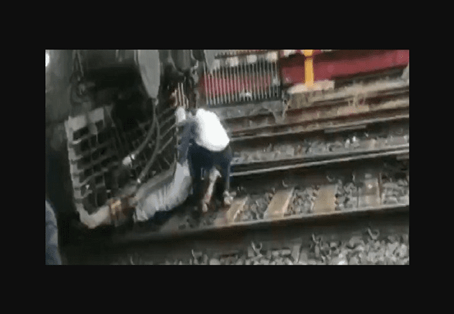 mumbai train hadsa