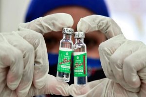 Corona Vaccine: वैक्सीनेशन को लेकर जुलाई तक का निर्धारित लक्ष्य मोदी सरकार ने किया हासिल, 13 करोड़ लोगों को लग गई टीके की दोनों डोज